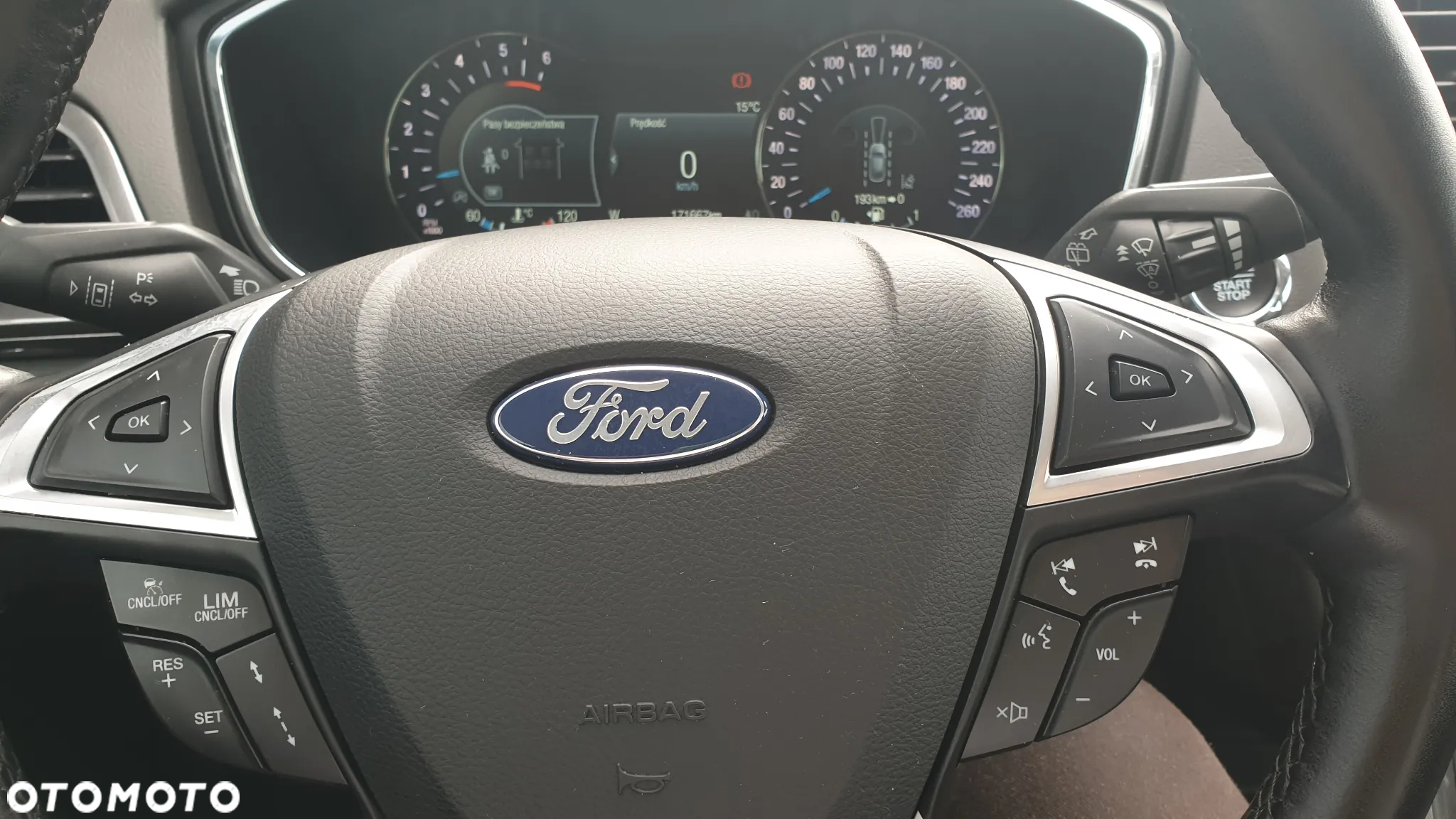 Ford Mondeo 2.0 EcoBlue Executive Plus - 24