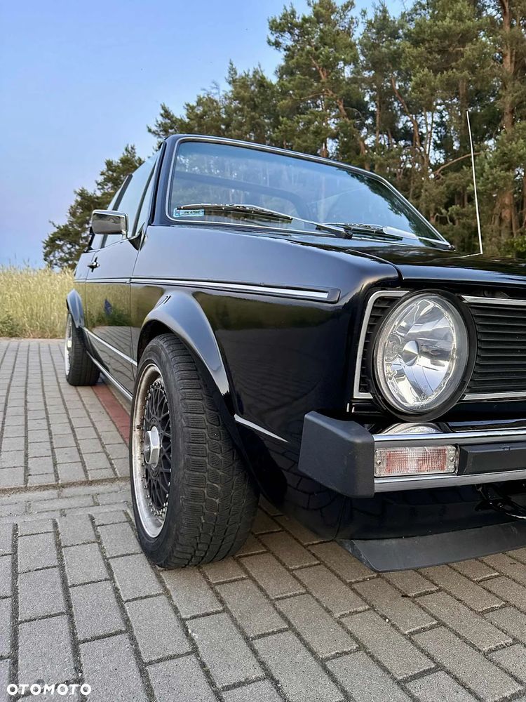 Volkswagen Golf 1.8 GL - 10