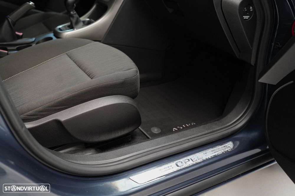 Opel Astra 1.4 Cosmo S/S - 13