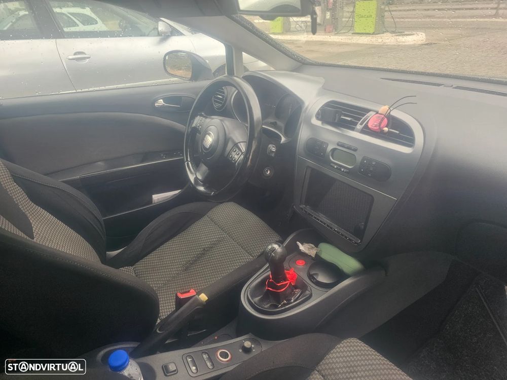 SEAT Leon 1.9 TDI Stylance - 4