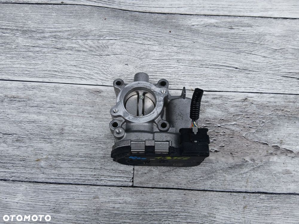 przepustnica renault 1.3 tce a282141020 - 1