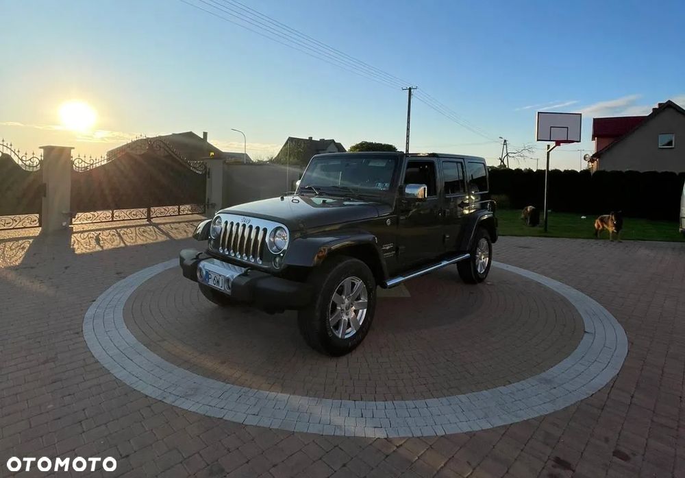 Jeep Wrangler Unlimited 3.6 Automatik Sahara - 4