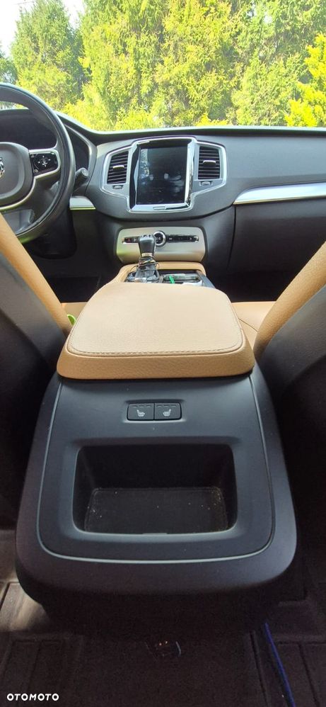 Volvo XC 90 D5 AWD Geartronic Momentum - 7