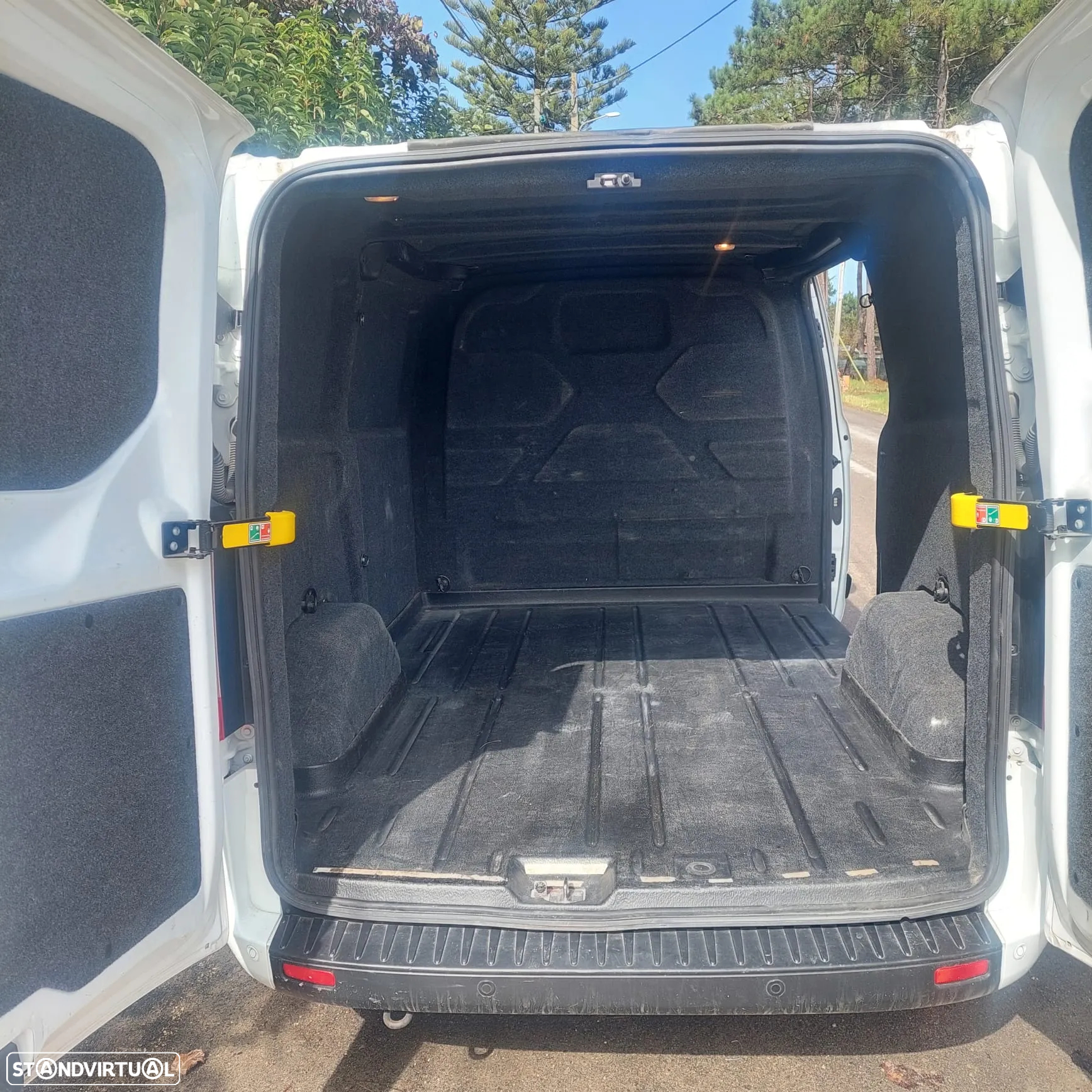 Ford Transit CUSTOM - 29