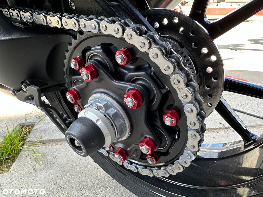 Triumph Speed Triple - 4