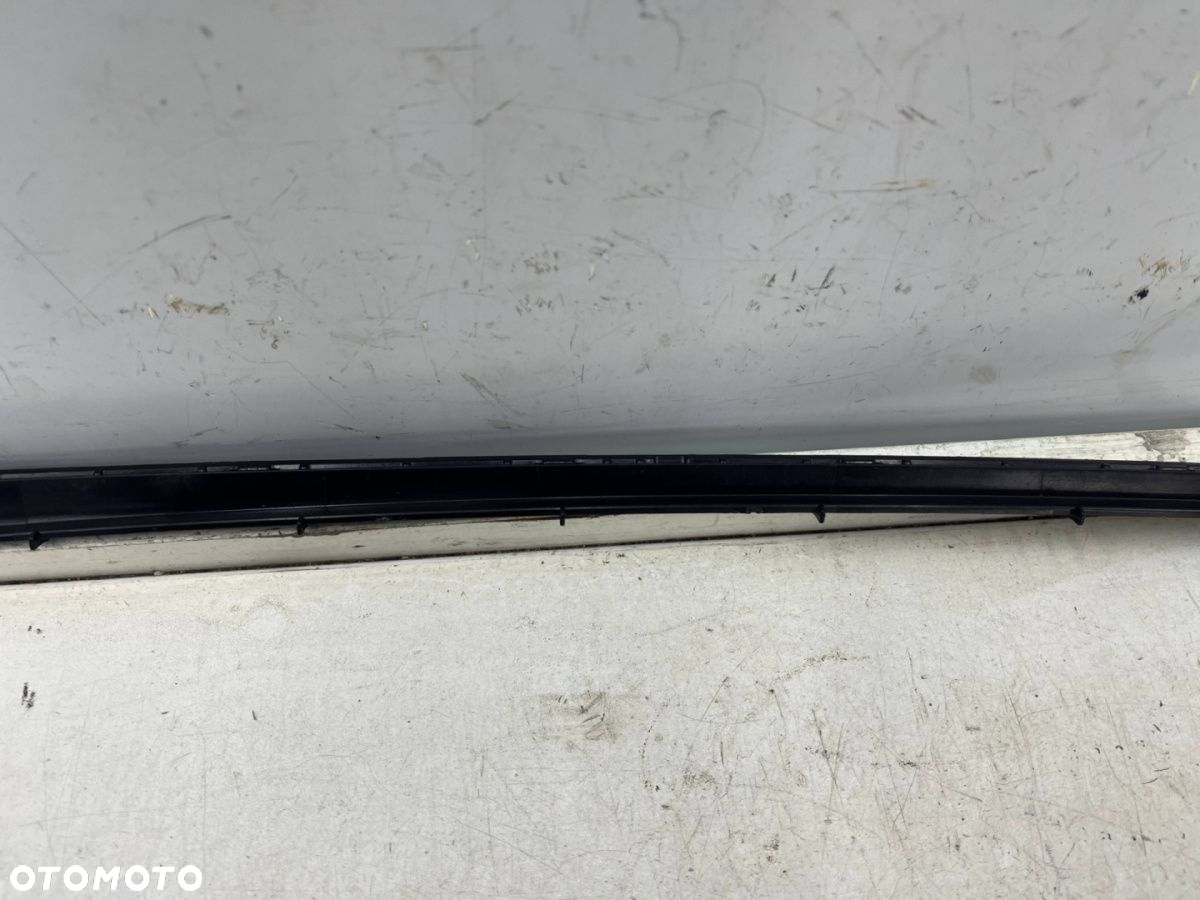 Listwa Ford Focus MK3 10-19r. prawy ślizg listwy zgarniającej szyby czołowej montażowa NOWA - 11