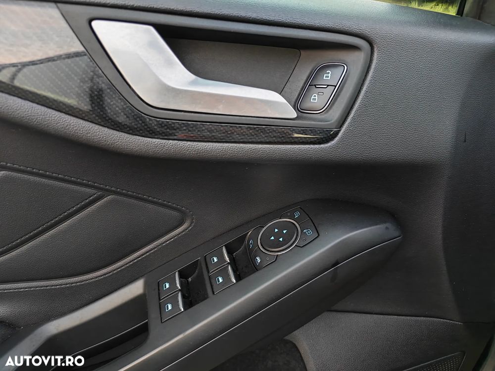 Ford Focus - 13