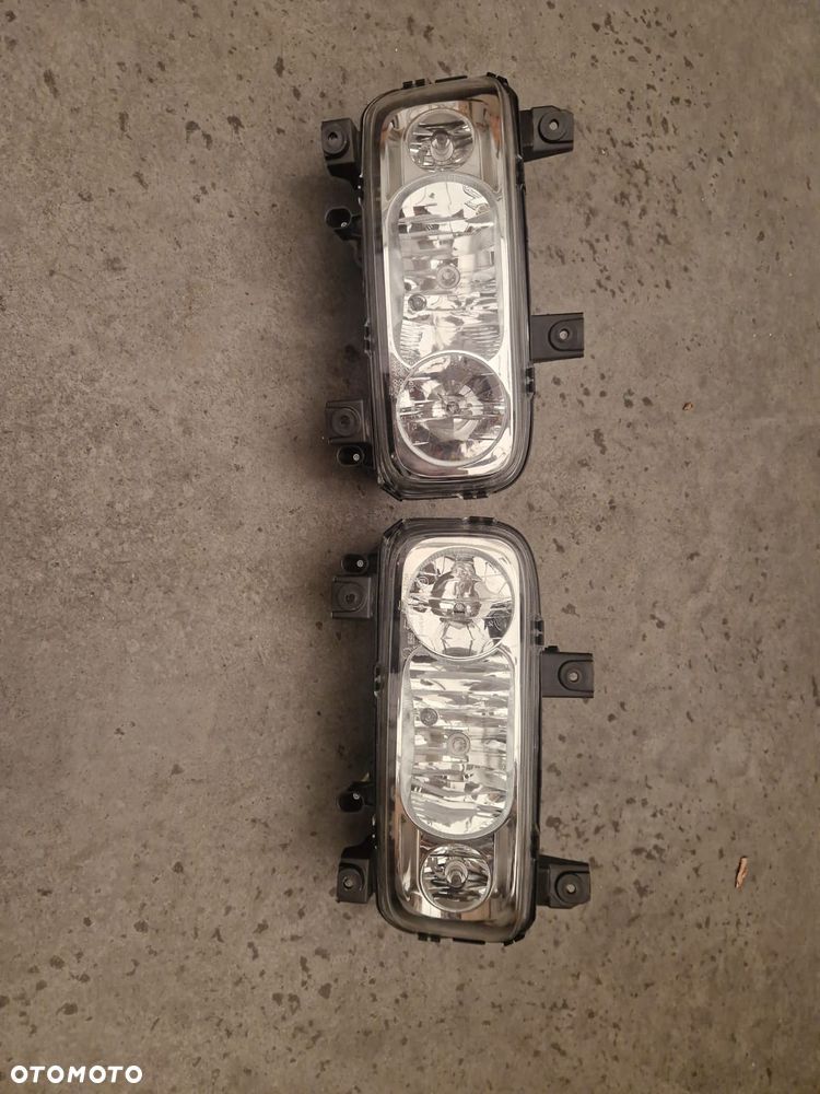 Lampa Mercedes Atego - 3