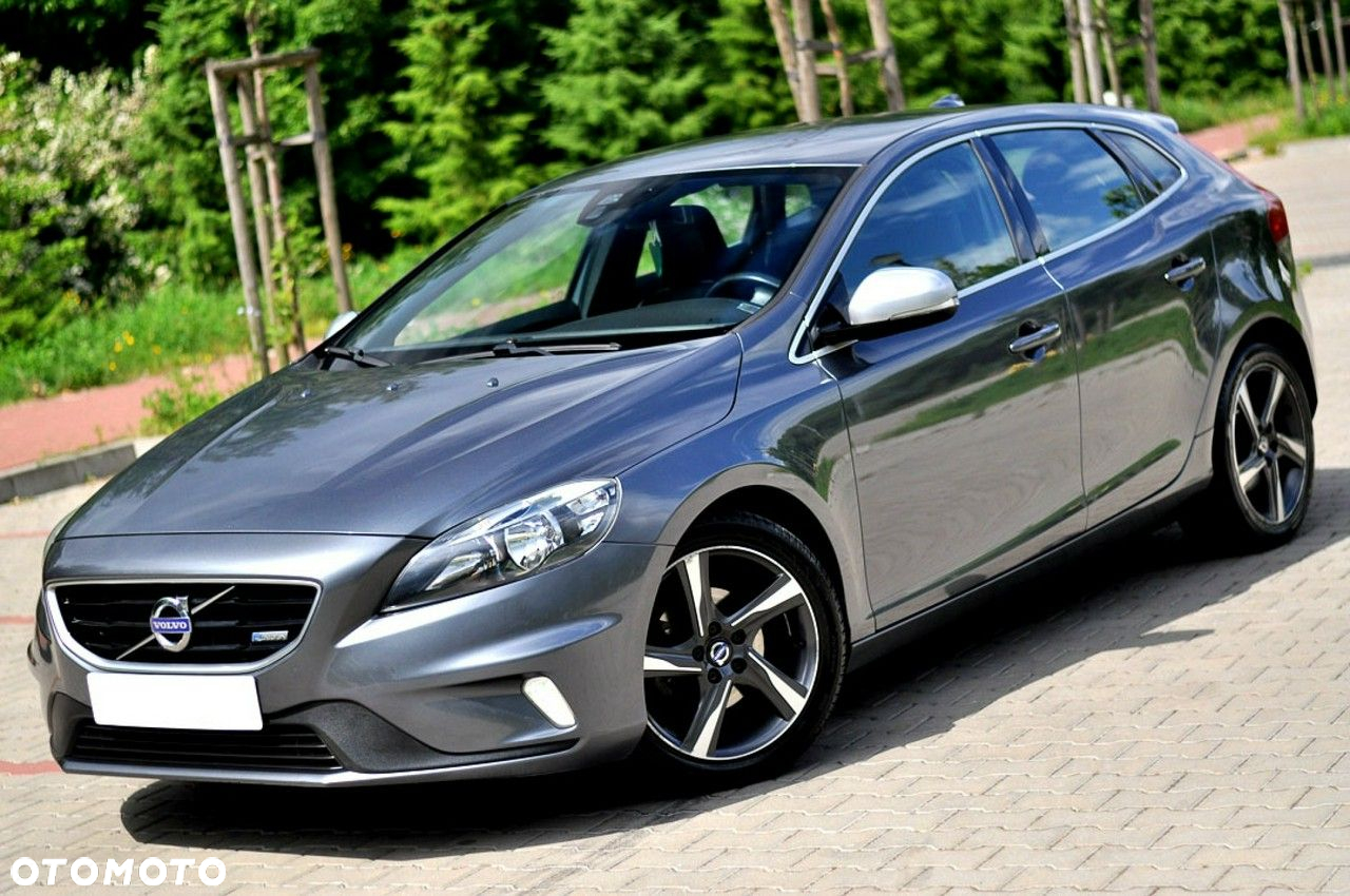 Volvo V40 D2 R-Design Momentum - 32