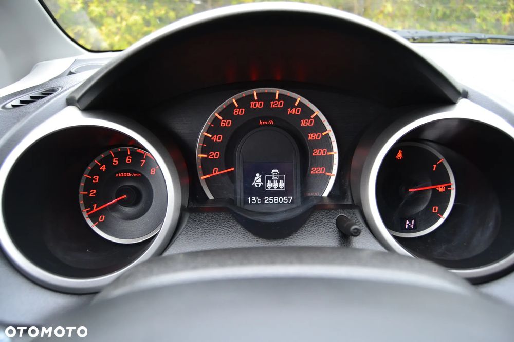 Honda Jazz 1.4 Elegance CVT - 37