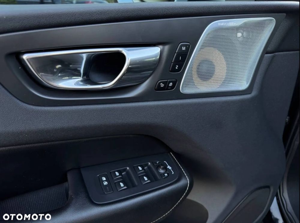 Volvo XC 60 - 16