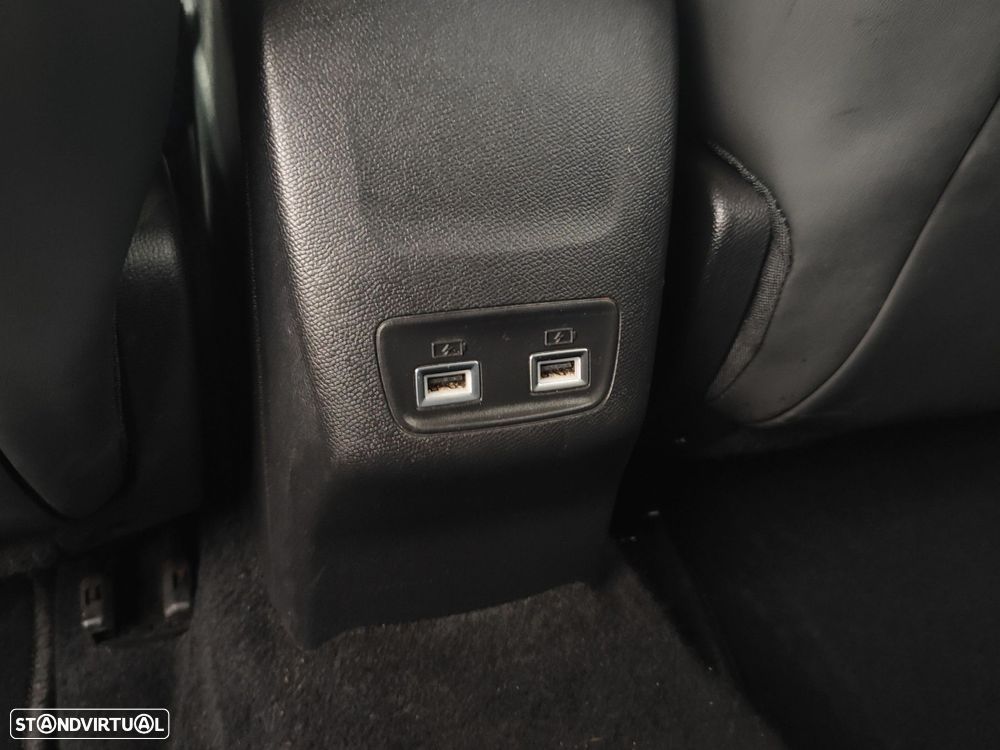 Peugeot e-208 50 kWh Allure - 17