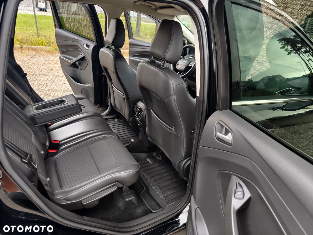 Ford Kuga 2.0 TDCi 4WD Titanium Plus - 13