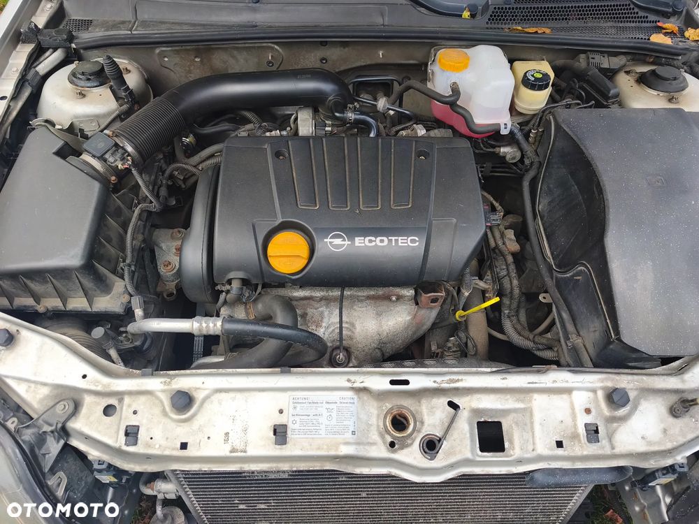 Opel Vectra 1.8 Comfort - 8