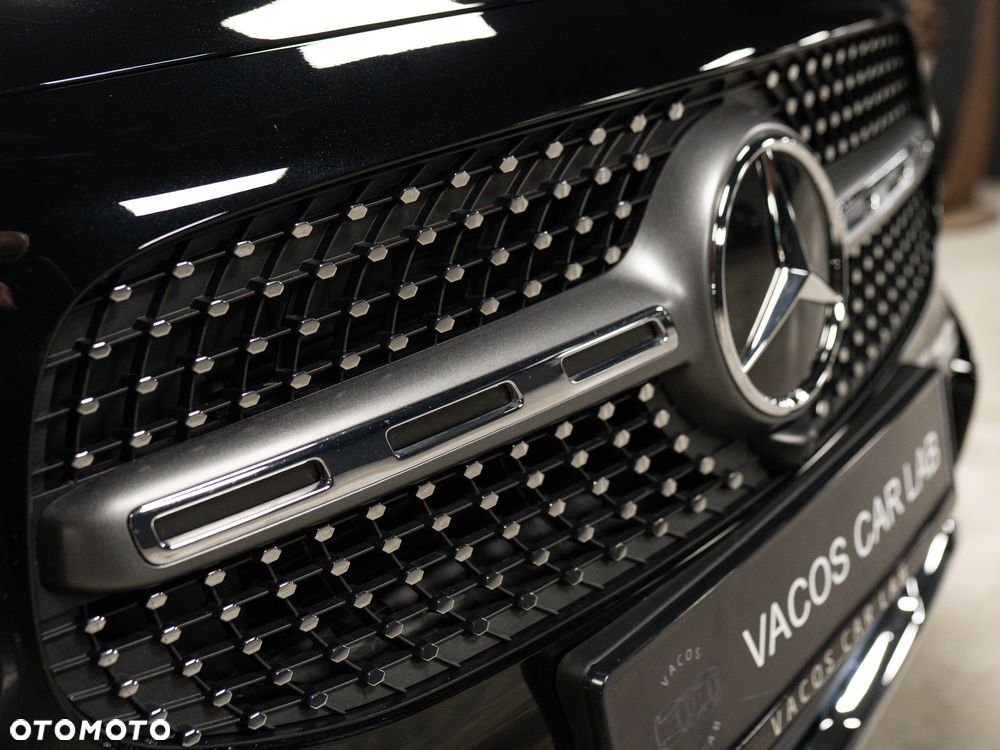 Mercedes-Benz GLB 200 AMG Line 7G-DCT - 10