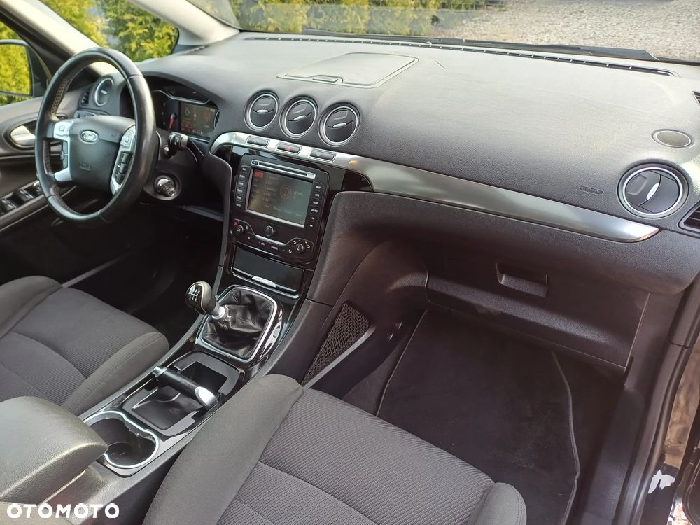 Ford Galaxy 2.0 TDCi DPF Titanium - 11