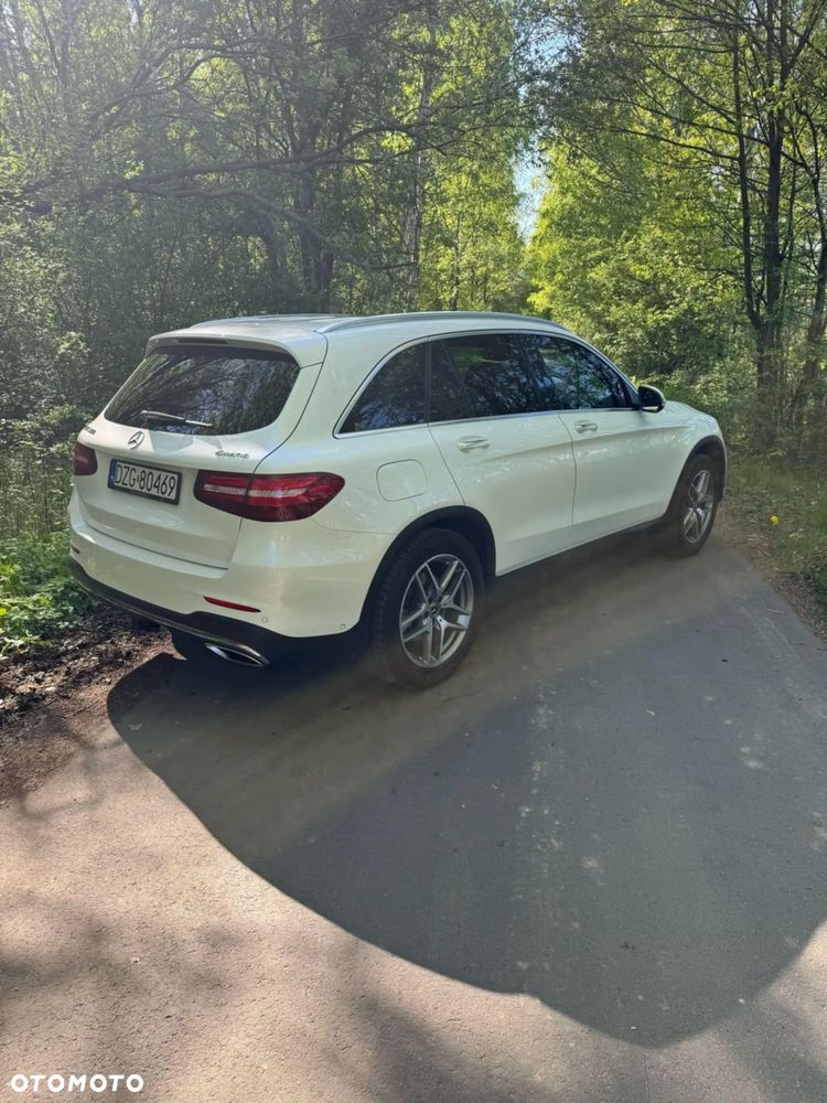 Mercedes-Benz GLC 300 4-Matic - 2