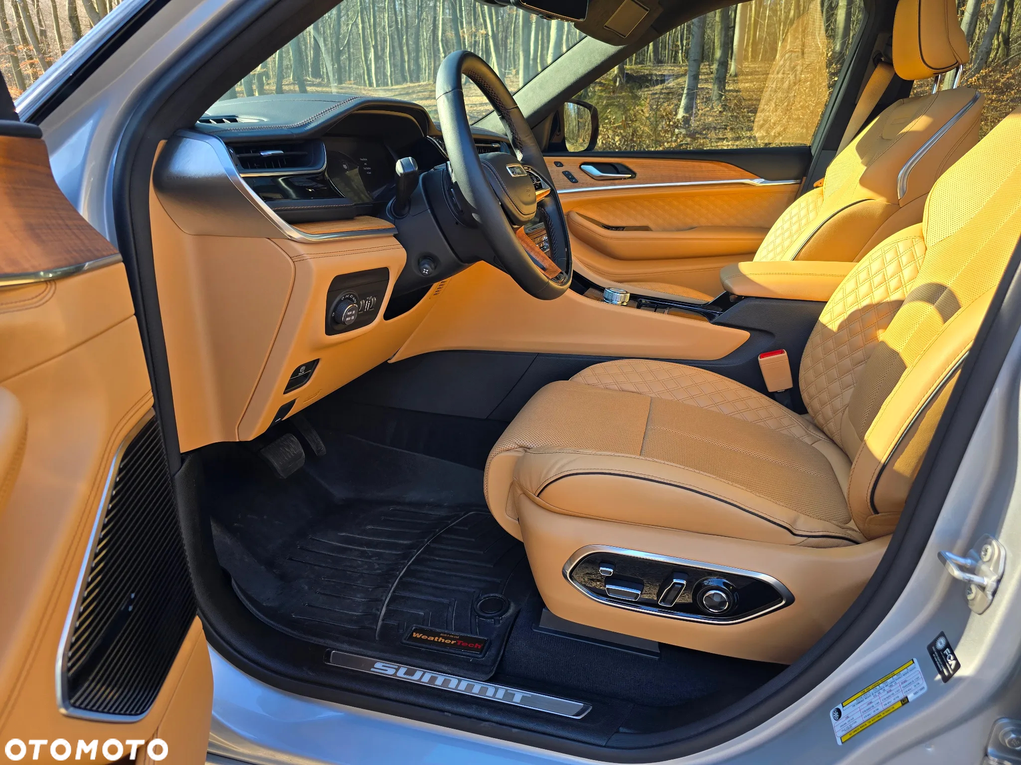Jeep Grand Cherokee - 10