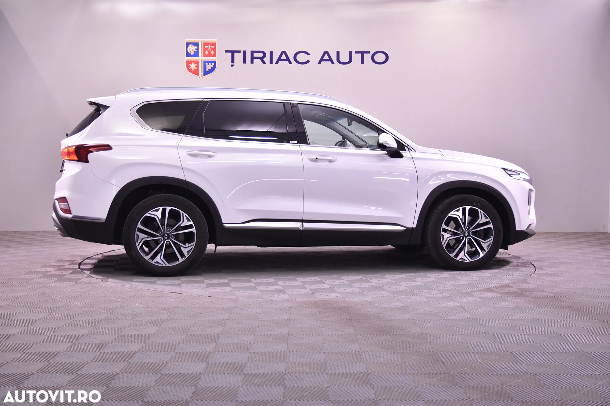 Hyundai Santa Fe 2.2 CRDi 4WD Automatik Premium - 6