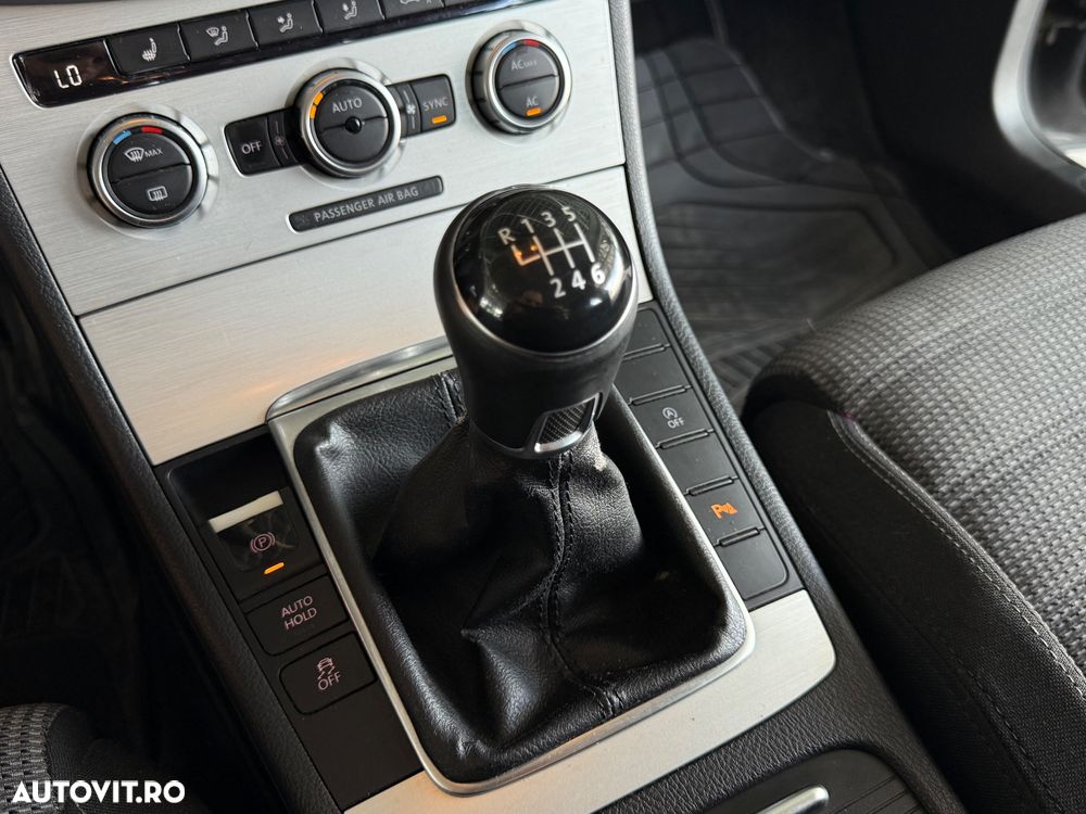 Volkswagen Passat CC 2.0 TDI BlueMotion Technology - 14