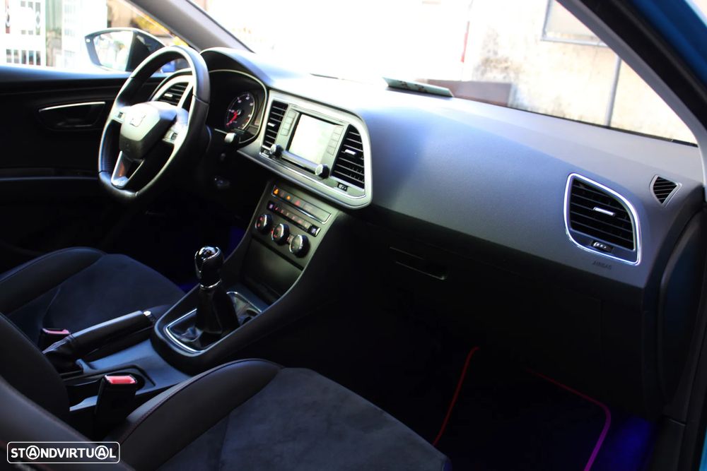 SEAT Leon SC 2.0 TDI DPF S&S FR - 27