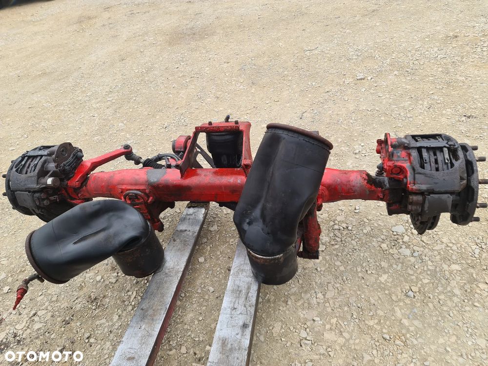 Oś skrętna wleczona kompletna z siłownikiem 6x2 SCANIA - 4