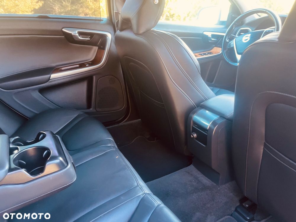 Volvo S60 - 19