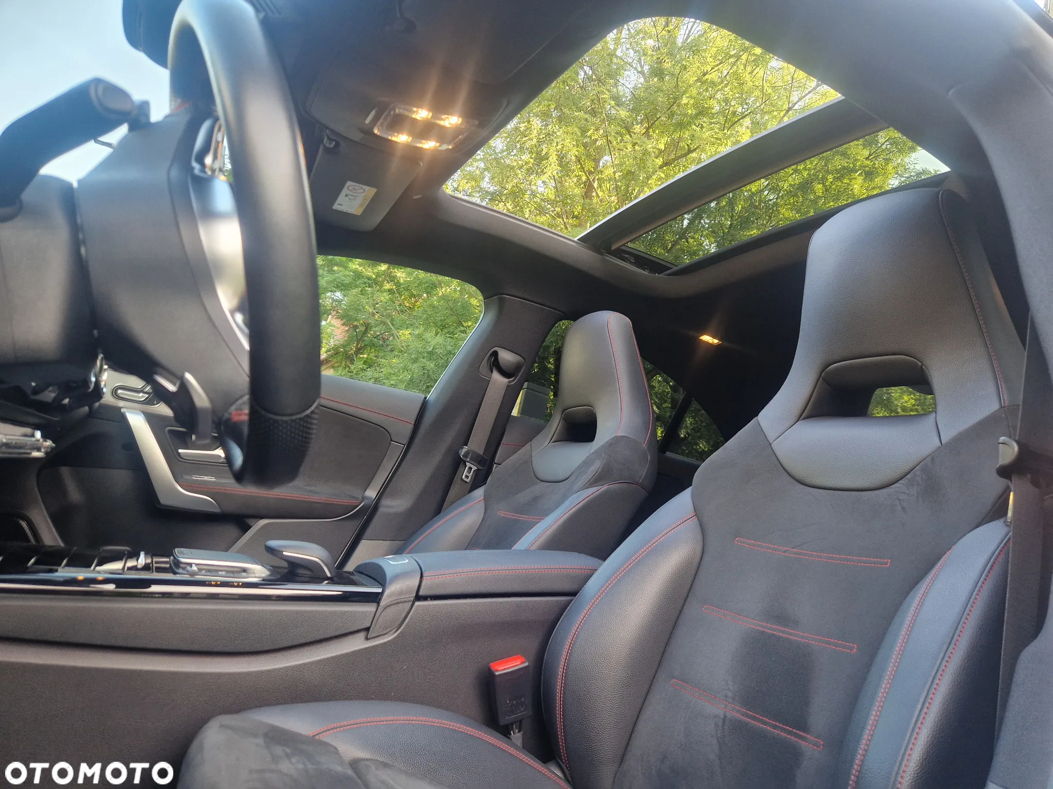 Mercedes-Benz CLA 200 AMG Line 7G-DCT - 24