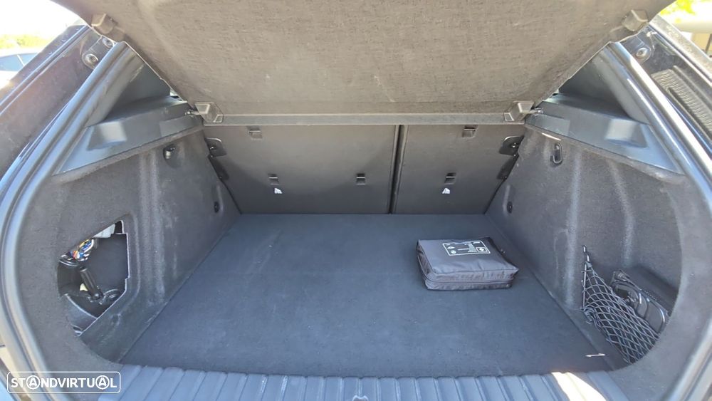 BMW 116 d Pack Desportivo M Auto - 15