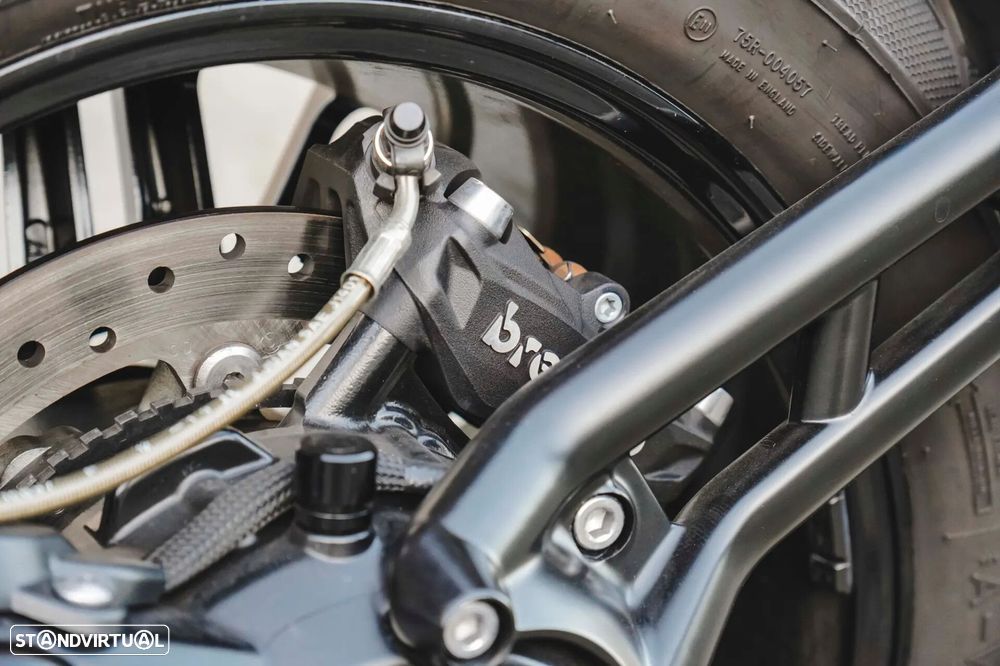 Triumph Rocket - 39