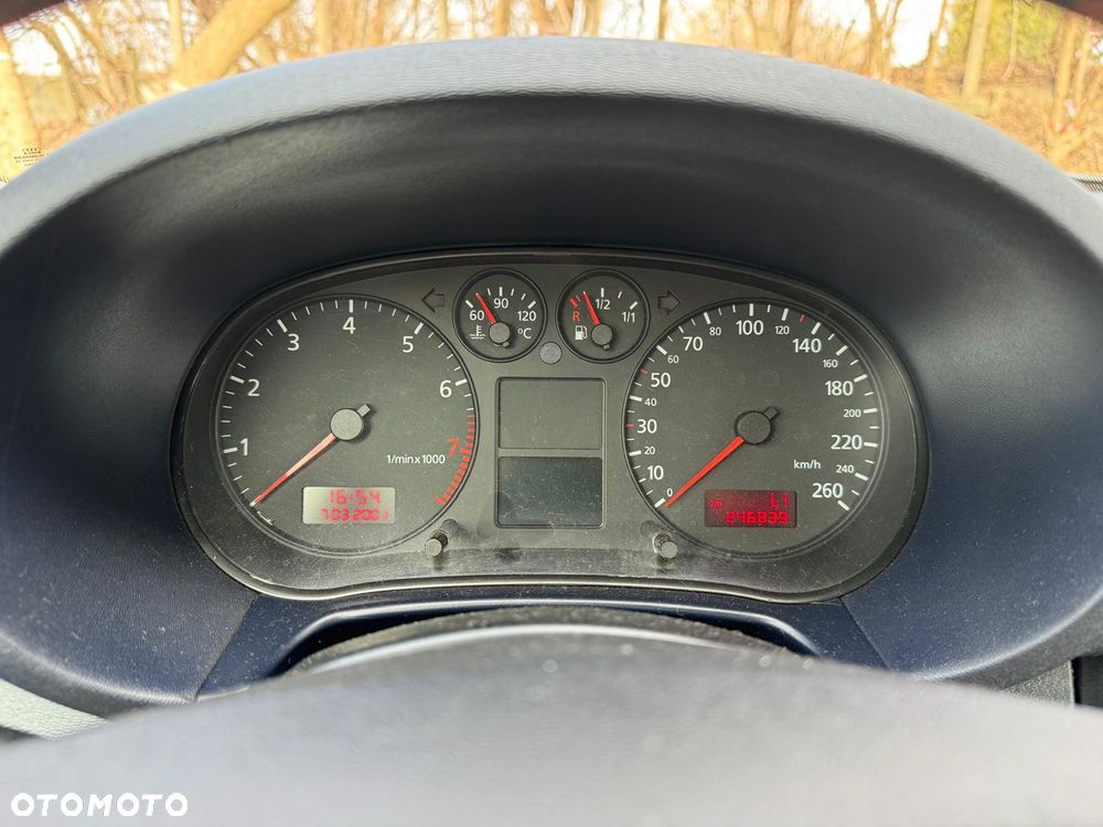 Audi A3 3-drzwiowe 1.6 Ambition - 13