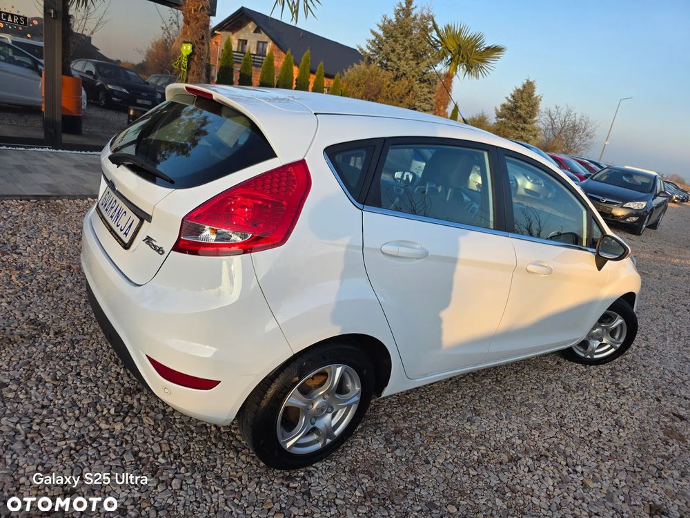 Ford Fiesta - 20