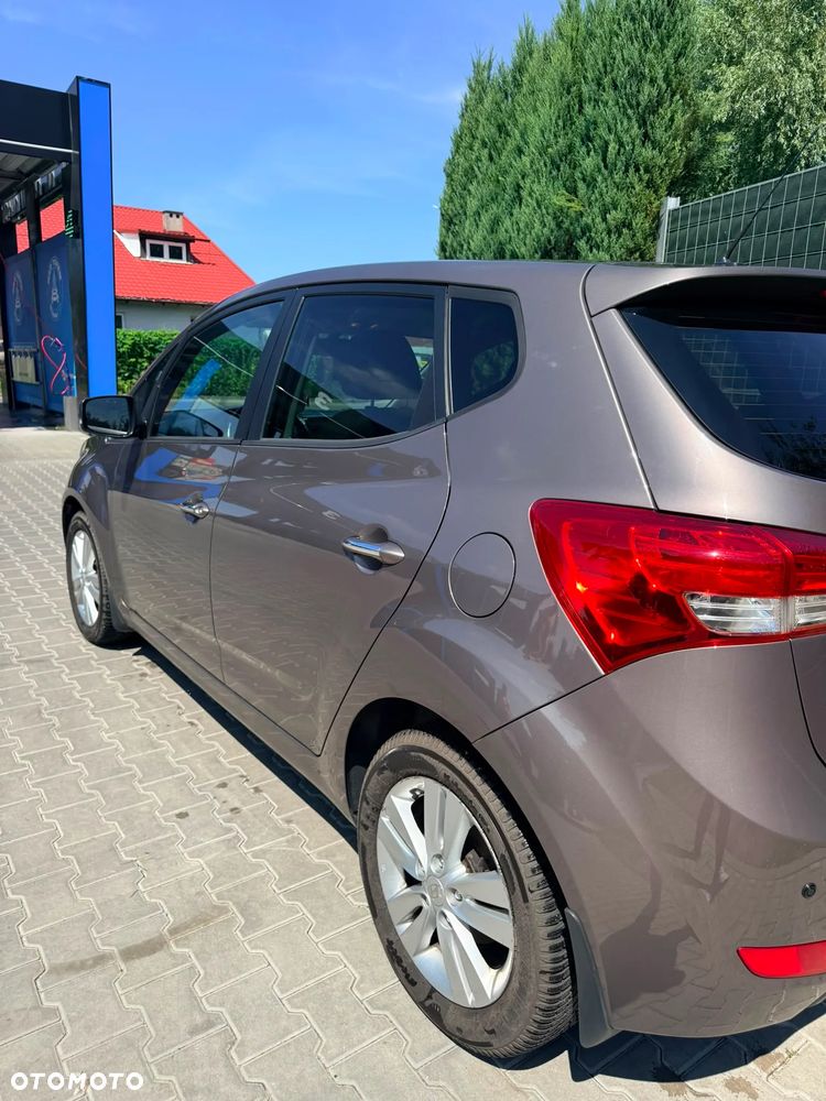 Hyundai ix20 - 8