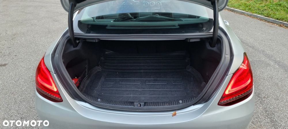 Mercedes-Benz Klasa C 200 d 9G-TRONIC - 10