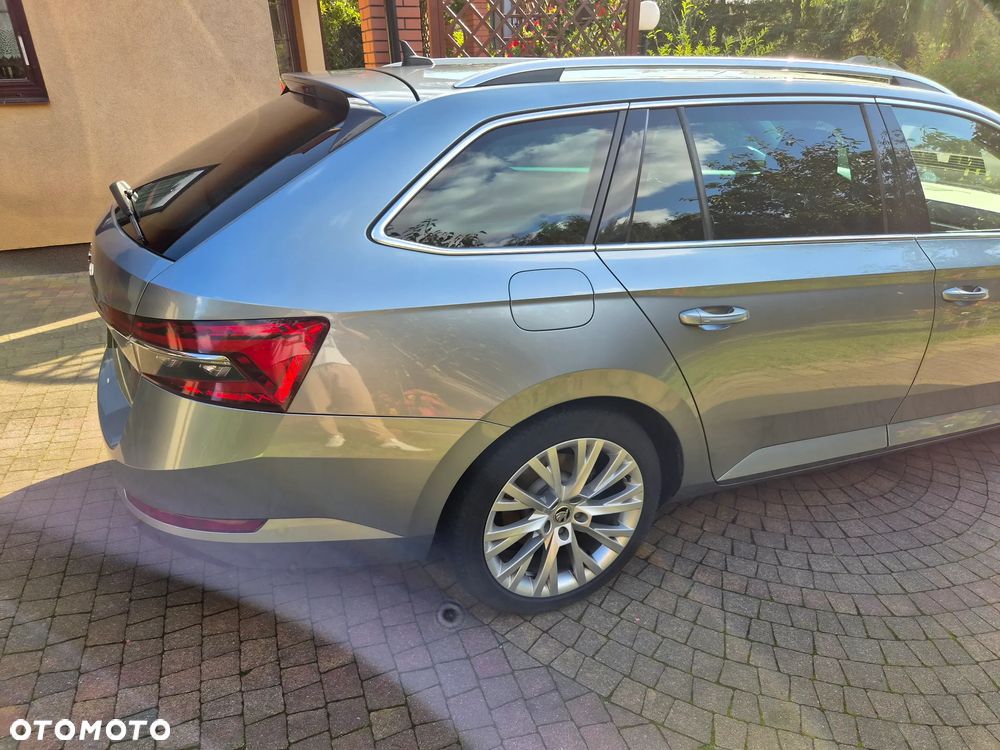 Skoda Superb 2.0 TDI SCR Style DSG - 6
