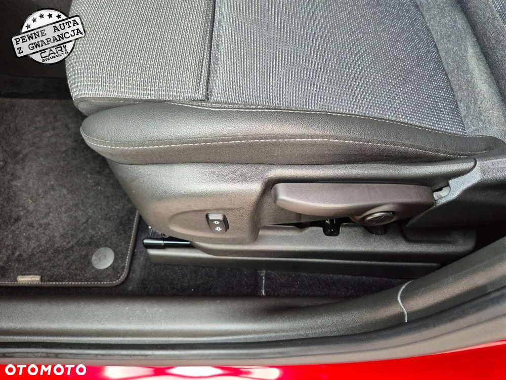 Opel Crossland X - 12