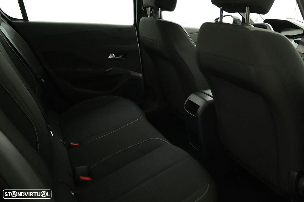 Peugeot 308 1.2 PureTech Allure EAT8 - 21
