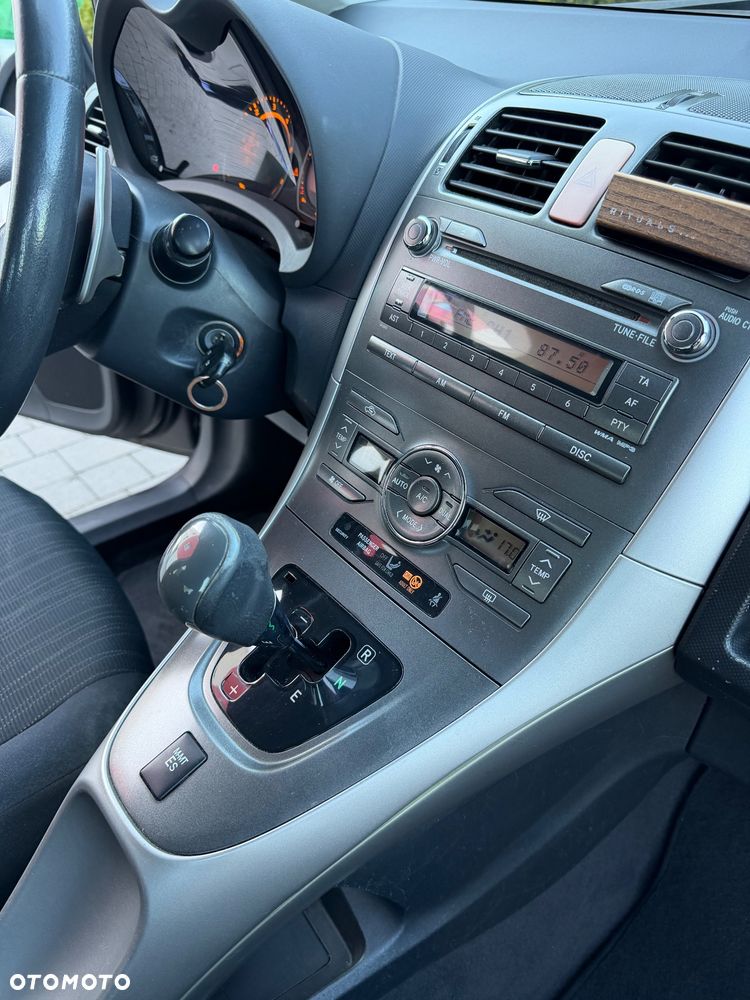 Toyota Auris 1.4 D-4D Luna MM - 11