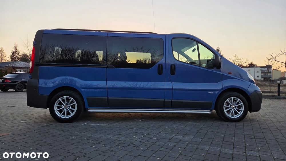 Opel Vivaro L2H1 2.9t - 9