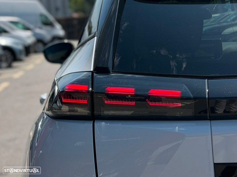 Peugeot e-2008 50 kWh Allure - 7