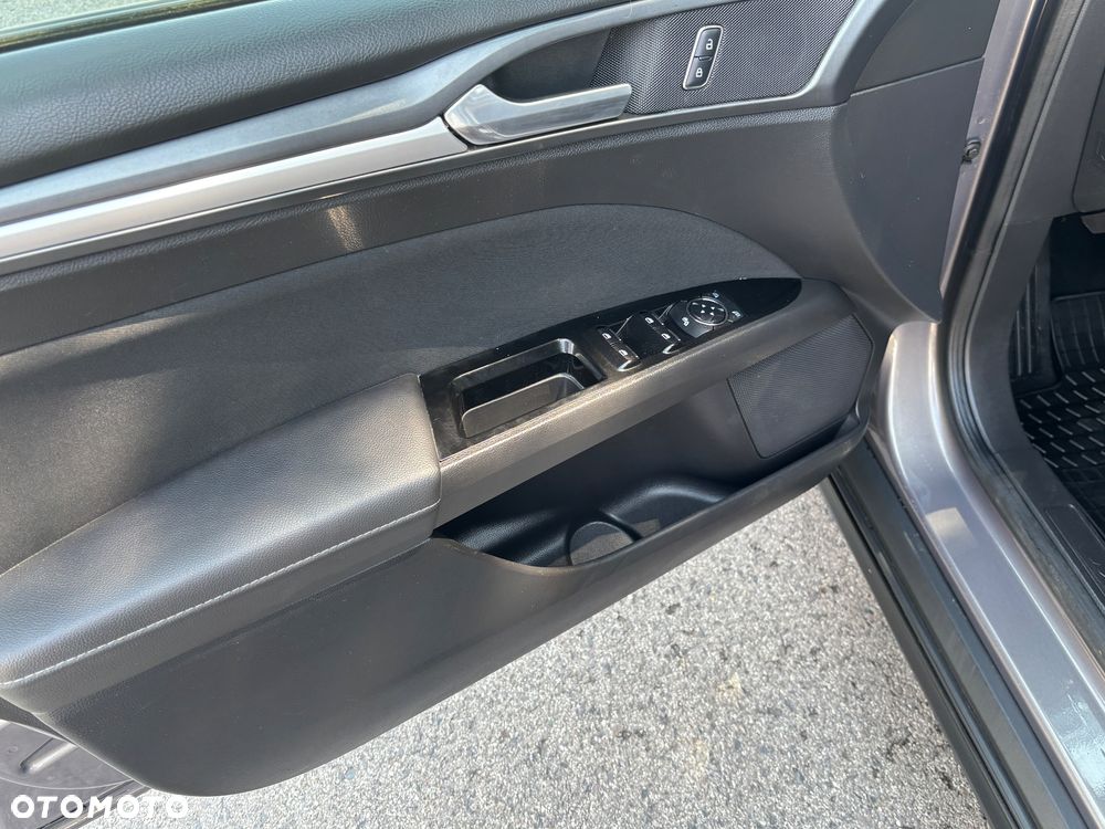 Ford Mondeo 1.6 TDCi Ambiente Plus - 18