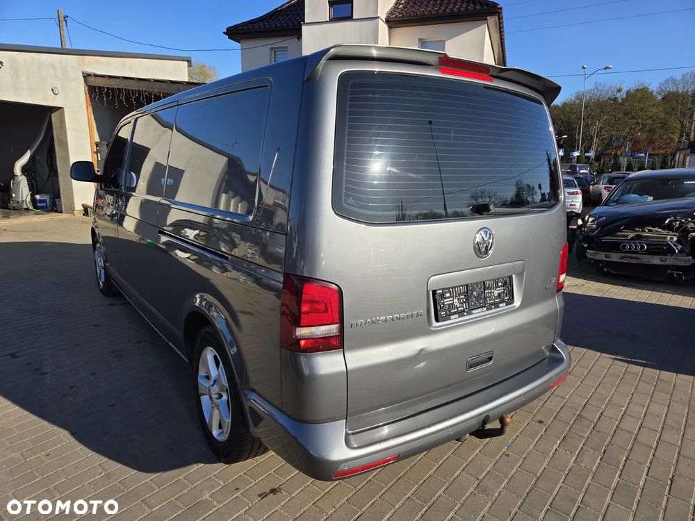 Volkswagen Transporter - 16