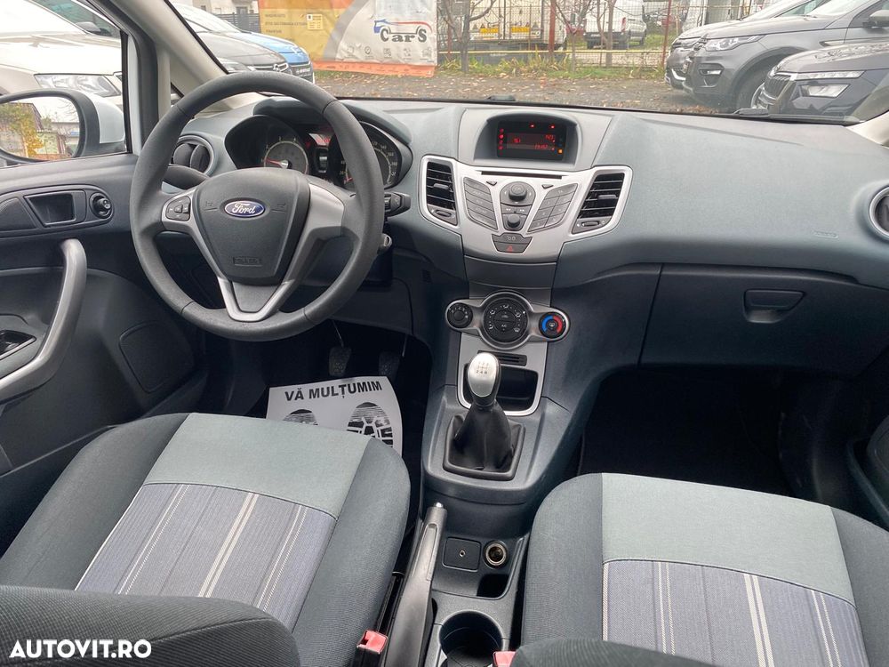 Ford Fiesta 1.25i Ambiente - 15