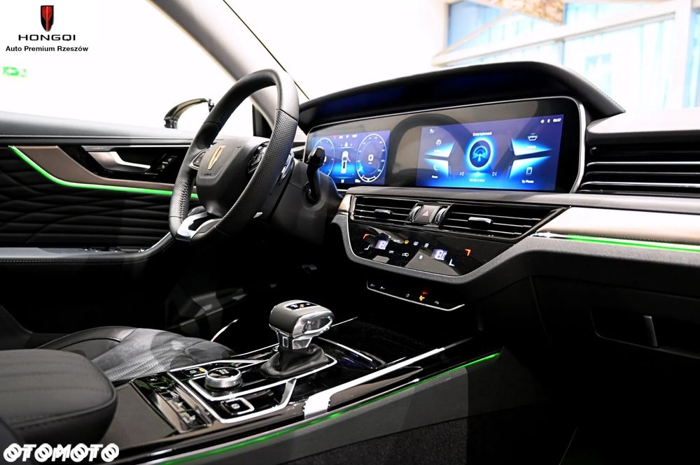 Hongqi HS5 - 17