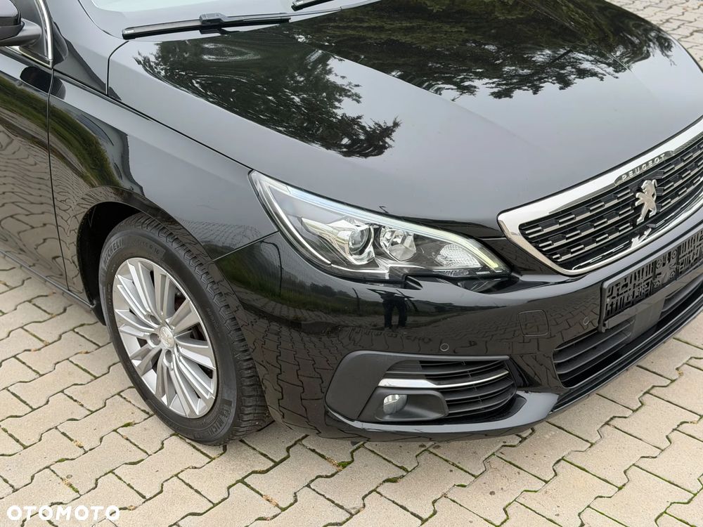 Peugeot 308 1.5 BlueHDi Allure S&S - 3