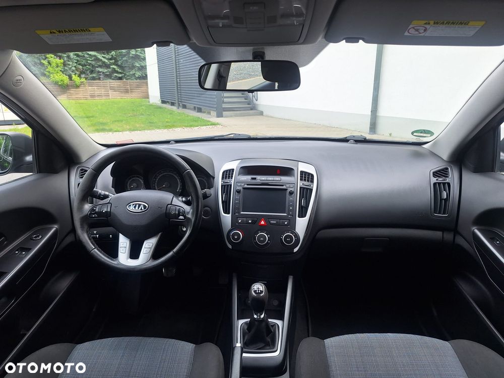 Kia Ceed 1.4 Comfort - 22