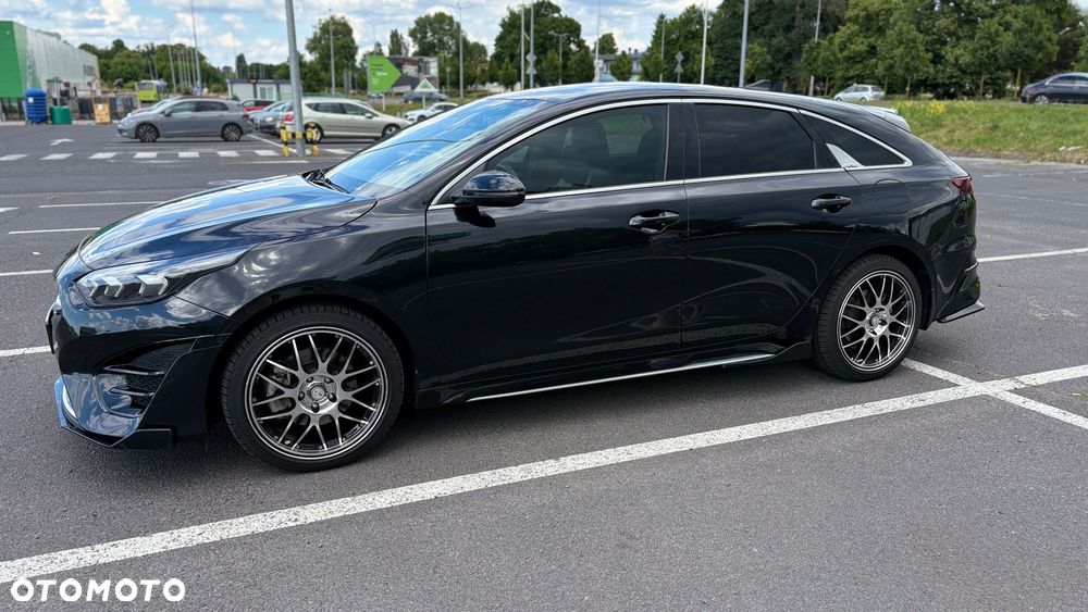 Kia ProCeed - 15