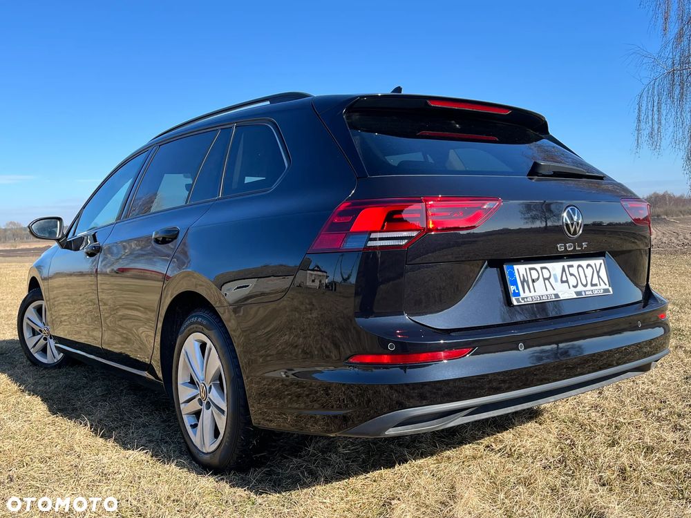 Volkswagen Golf - 10