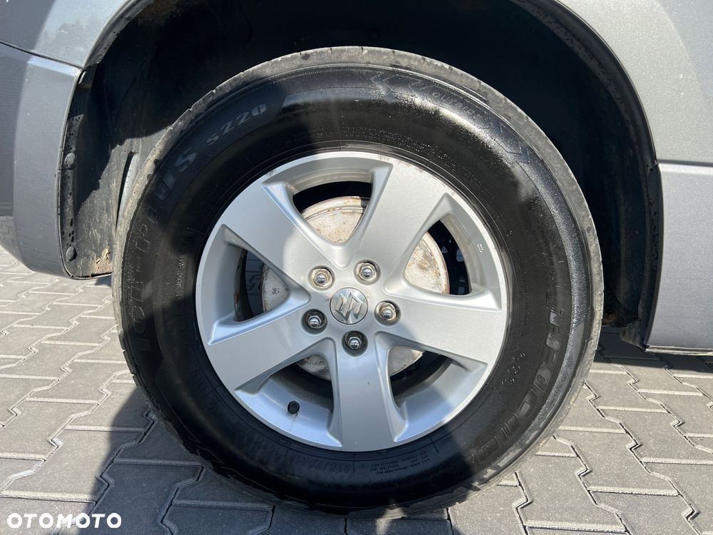 Suzuki Grand Vitara 1.9 DDiS Premium - 34