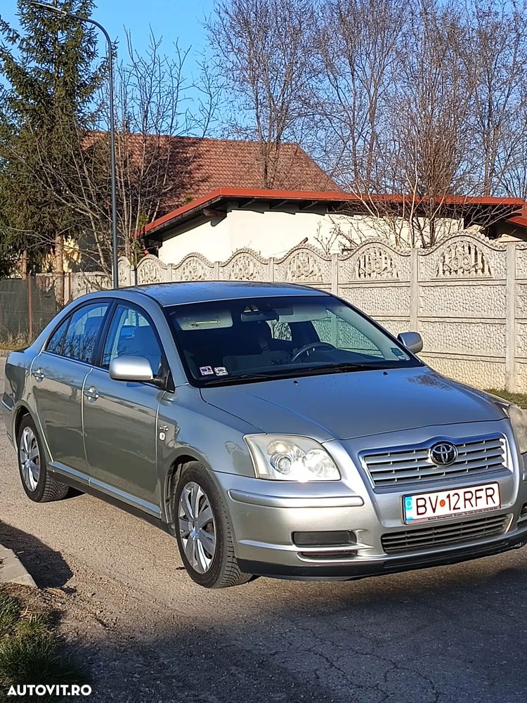 Toyota Avensis 2.0 D4D Sdn. Terra - 1